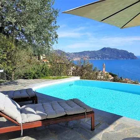 Casaviva - Ampio Trilocale Vista Mare Con Piscina - Pieve Alta 公寓 皮耶韦利古雷